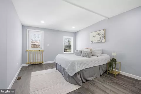 Bedroom - 2010 E Lafayette Ave, Baltimore, MD 21213 photo 1 of 3