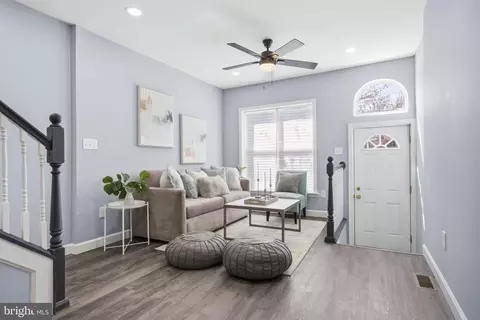 Entry Way - 2010 E Lafayette Ave, Baltimore, MD 21213 photo 3 of 6