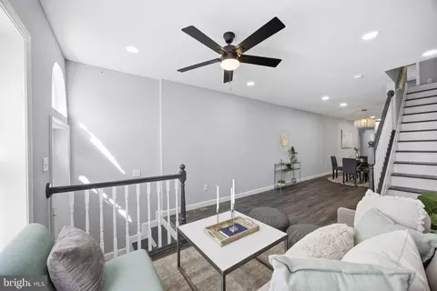 Entry Way - 2010 E Lafayette Ave, Baltimore, MD 21213 photo 2 of 6