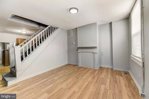 Living - 1926 Lemmon St, Baltimore, MD 21223 photo 3 of 4
