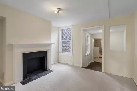 Living - 119 Poppleton St S, Baltimore, MD 21201 photo 5 of 5