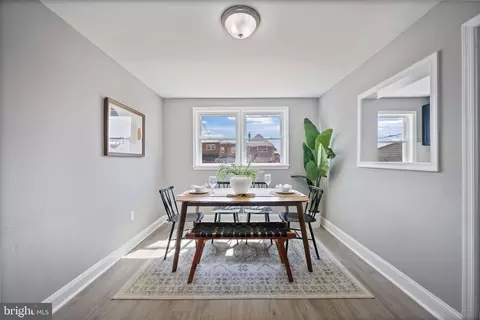 Dining - 4927 Sinclair Ln, Baltimore, MD 21206 photo 1 of 2