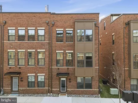 1511 Lowman St, Baltimore, MD 21230