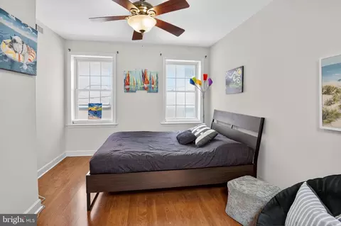 Bedroom - 703 Dover St, Baltimore, MD 21230 photo 2 of 3