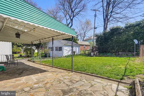 Exterior - 705 Winans Way, Baltimore, MD 21229 photo 7 of 9