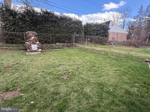Exterior - 705 Winans Way, Baltimore, MD 21229 photo 3 of 9