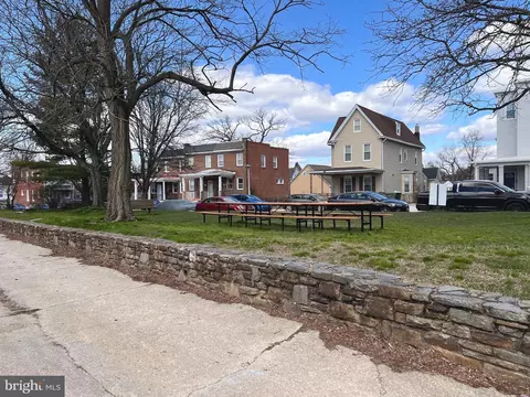 Exterior - 646 E 37th St, Baltimore, MD 21218 photo 2 of 2