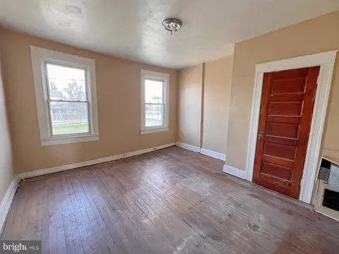 Living - 646 E 37th St, Baltimore, MD 21218 photo 1 of 1