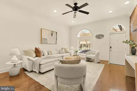 3105 E Baltimore St, Baltimore, MD 21224 photo 5