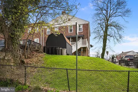 Exterior - 4434 Manorview Rd, Baltimore, MD 21229 photo 5 of 5