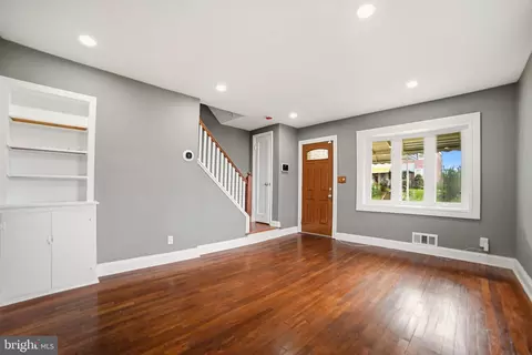Living - 4434 Manorview Rd, Baltimore, MD 21229 photo 1 of 1