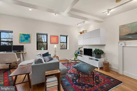 Other - 204 S 1 S Castle St, Baltimore, MD 21231 photo 7 of 17