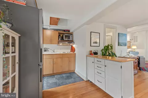 Kitchen - 204 S 1 S Castle St, Baltimore, MD 21231 photo 2 of 2