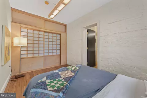 Bedroom - 204 S 1 S Castle St, Baltimore, MD 21231 photo 3 of 4