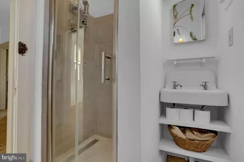 Bath - 2303 E Cold Spring Ln, Baltimore, MD 21214 photo 1 of 3