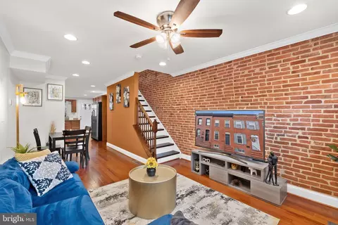 Entry Way - 1726 Byrd St, Baltimore, MD 21230 photo 1 of 3