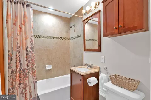 Bath - 1726 Byrd St, Baltimore, MD 21230 photo 2 of 2