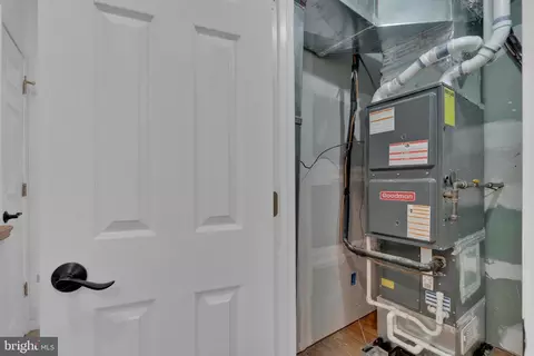 613 W 33rd St, Baltimore, MD 21211 photo 26