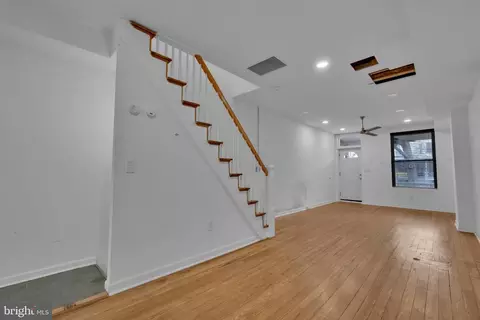 613 W 33rd St, Baltimore, MD 21211 photo 6