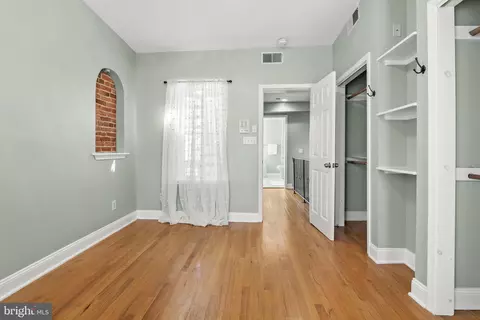 Bedroom - 21 E Fort Ave E, Baltimore, MD 21230 photo 6 of 7
