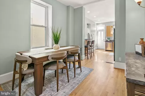 Dining - 21 E Fort Ave E, Baltimore, MD 21230 photo 2 of 2
