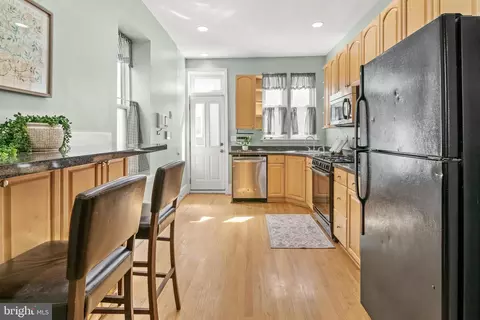Kitchen - 21 E Fort Ave E, Baltimore, MD 21230 photo 1 of 3