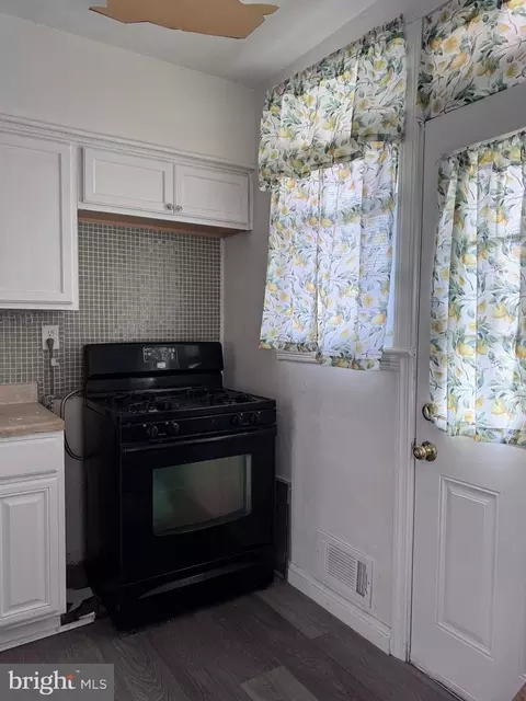 Kitchen - 3906 Grantley Rd, Baltimore, MD 21215 photo 1 of 1