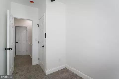 Entry Way - 3729 Beehler Ave, Baltimore, MD 21215 photo 7 of 8