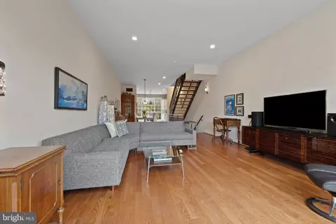 134 S Ann St, Baltimore, MD 21231 photo 8