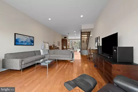 134 S Ann St, Baltimore, MD 21231 photo 9
