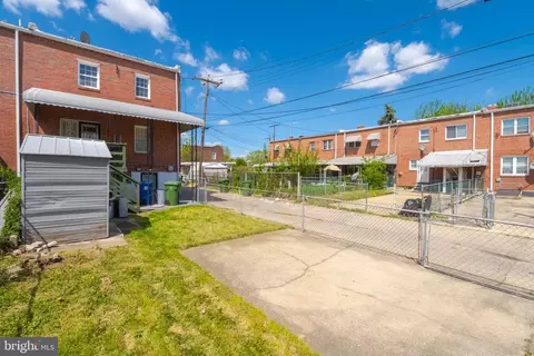 Exterior - 1517 N Potomac St, Baltimore, MD 21213 photo 7 of 9