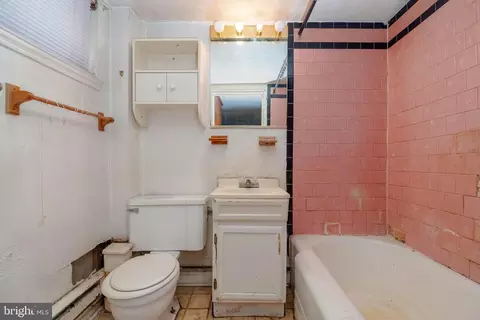 Bath - 1517 N Potomac St, Baltimore, MD 21213 photo 1 of 1