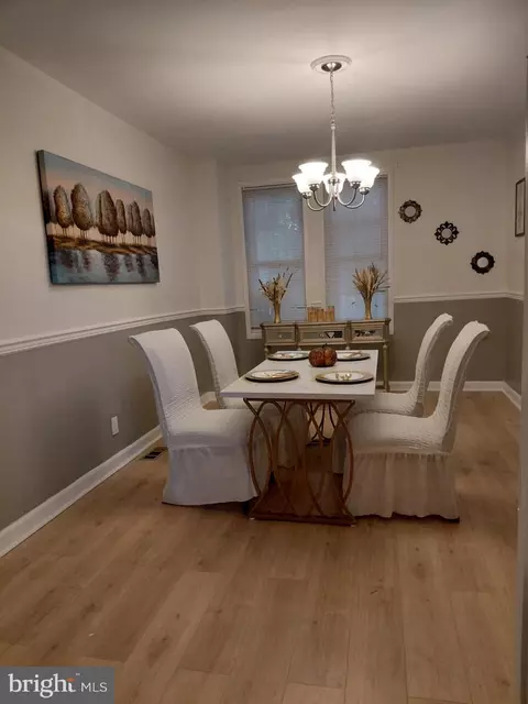 Dining - 502 Lyndhurst St, Baltimore, MD 21229 photo 1 of 1