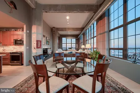 Dining - 1200 Steuart St #1515, Baltimore, MD 21230 photo 2 of 5
