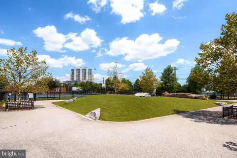 Exterior - 1200 Steuart St #1515, Baltimore, MD 21230 photo 2 of 2