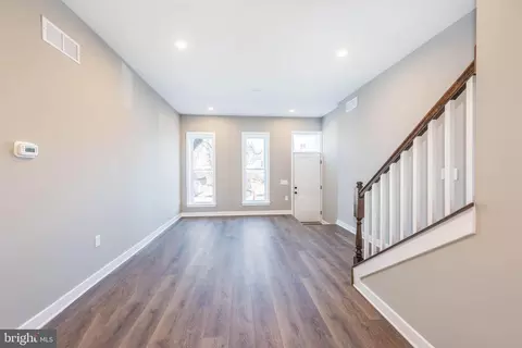 Entry Way - 1330 Division St, Baltimore, MD 21217 photo 4 of 18