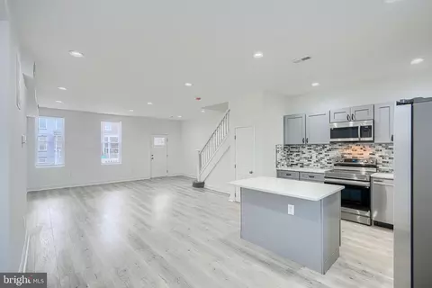 615 Linnard St, Baltimore, MD 21229