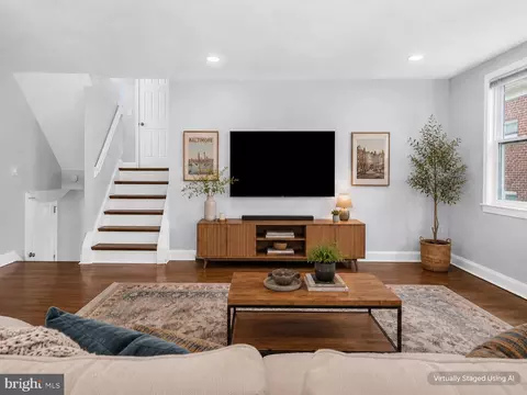 Living - 726 Nottingham Rd, Baltimore, MD 21229 photo 1 of 5