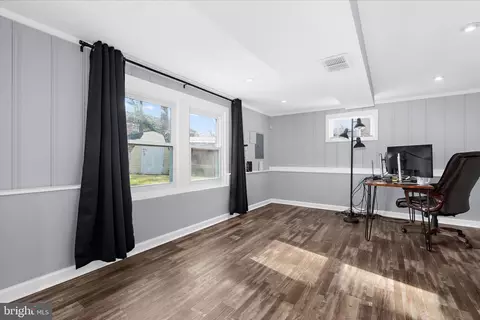 Other - 726 Nottingham Rd, Baltimore, MD 21229 photo 7 of 10