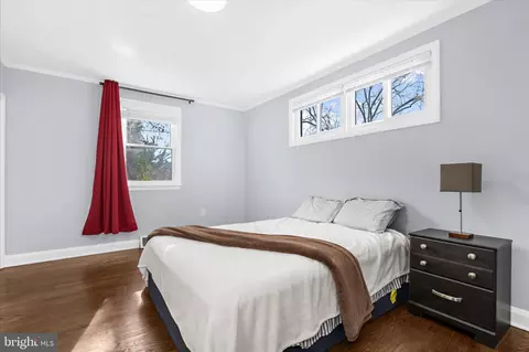 Bedroom - 726 Nottingham Rd, Baltimore, MD 21229 photo 10 of 11