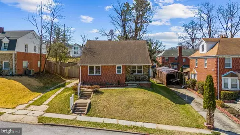View/Area - 726 Nottingham Rd, Baltimore, MD 21229 photo 1 of 16