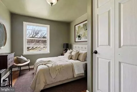 Bedroom - 5410 Cedonia Ave, Baltimore, MD 21206 photo 2 of 3