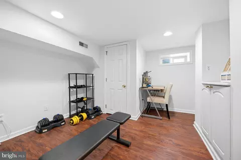 420 E Clement St, Baltimore, MD 21230 photo 25
