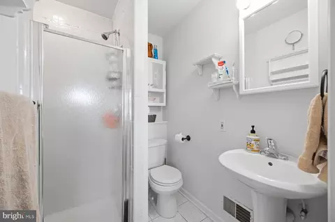 420 E Clement St, Baltimore, MD 21230 photo 21