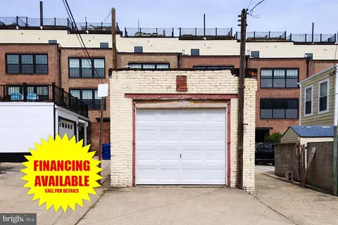 Garage On Conkling Street, Highlandtown, MD 21224