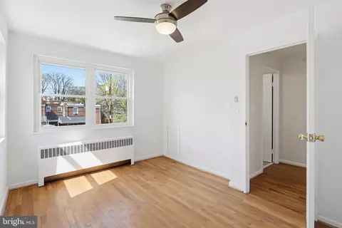 Bedroom - 4132 Doris Ave, Baltimore, MD 21225 photo 4 of 7
