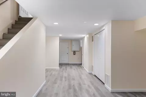 Entry Way - 6816 Boston Ave, Baltimore, MD 21222 photo 3 of 3