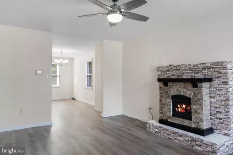 Living - 6816 Boston Ave, Baltimore, MD 21222 photo 1 of 2