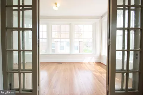 1518 E 33rd St, Baltimore, MD 21218 photo 5