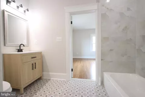 1518 E 33rd St, Baltimore, MD 21218 photo 30